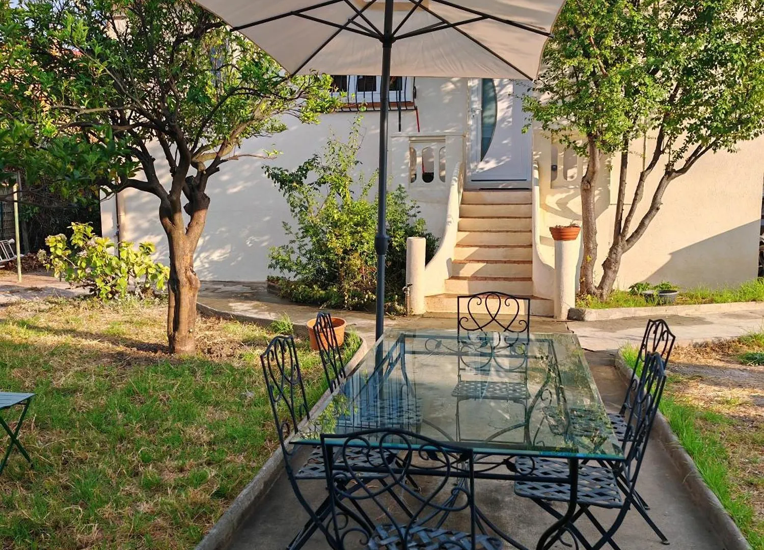 Petite Villa Climatisee Jardin Vallauris 0*,  France
